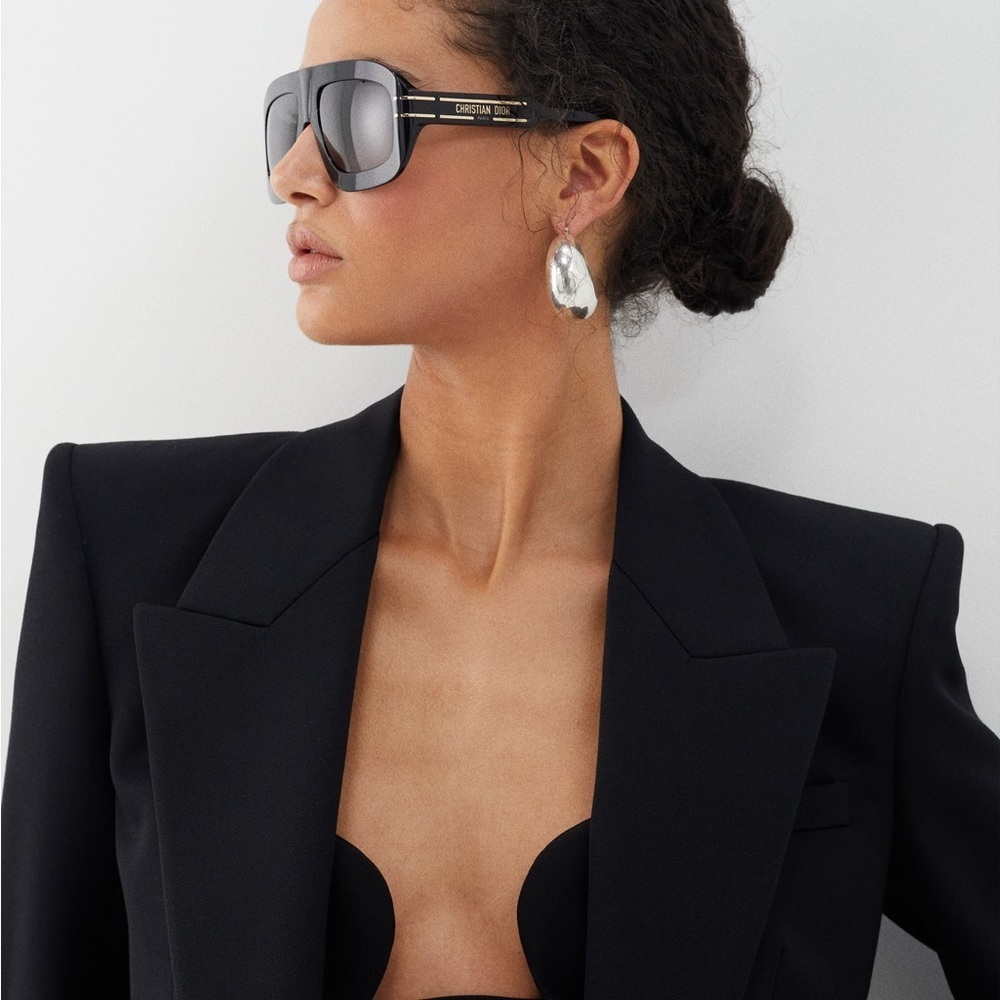 Dior DiorSignature M1U 58MM Mask‎ Sunglasses Black